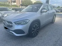 Usata Mercedes GLA250 160 CV (117 kW) 2021 Argento SUV