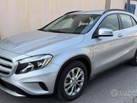 Usata Mercedes GLA200 Business 136 CV (100 kW) 2016 Grigio SUV