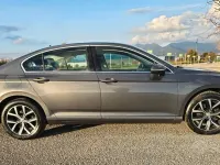 Usata VW Passat 150 CV (110 kW) 2017 Grigio Berlina