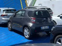 Usata Toyota iQ Executive 101 CV (74 kW) 2009 Grigio Utilitaria