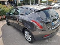 Usata Lancia Delta 130 CV (95 kW) 2011 Grigio Utilitaria