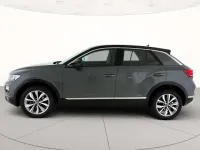 Usata VW T-Roc Style 110 CV (80 kW) 2021 Indium grey metallizzato nero SUV