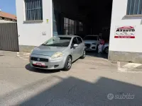 Occasion Fiat Grande Punto 65 ch (47 kW) 2006 Gris Citadine