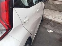 Begagnad Toyota Aygo 72 HK (52 kW) 2019 Vit Halvkombi