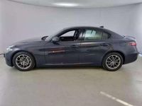 Usata Alfa Romeo Giulia Executive 160 CV (117 kW) 2018 Blu/azzurro Berlina