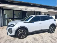 Usata Peugeot 2008 Allure 102 CV (75 kW) 2025 Bianco okenite SUV