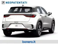 Nuova Lexus LBX 136 CV (100 kW) 2026 Bianco SUV