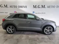 Usata VW T-Roc Style 150 CV (110 kW) 2019 Grigio SUV