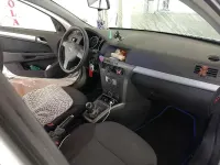 Usata Opel Astra Edition 82 CV (60 kW) 2005