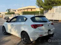 Usata Alfa Romeo Giulietta Exclusive 150 CV (110 kW) 2016 Bianco Utilitaria