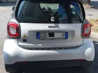 Usata Smart ForTwo Coupé 41 kW (56 CV) 2021 Bianco Utilitaria