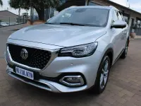 Usata MG HS Luxury 162 CV (119 kW) 2023 Argento SUV
