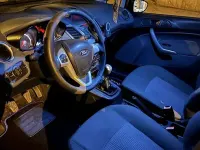 Usata Ford Fiesta 60 CV (44 kW) 2011 Bluazzurro Berlina