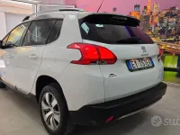 Usata Peugeot 2008 92 CV (67 kW) 2014 Bianco SUV
