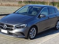 Usata Mercedes B200 Premium 150 CV (110 kW) 2023 Grigio scuro Monovolume