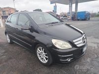 Usata Mercedes B200 140 CV (102 kW) 2008 Nero Monovolume