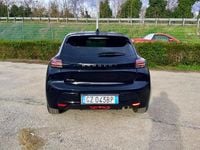 Usata Peugeot 208 Allure 101 CV (74 kW) 2025 Nero Utilitaria