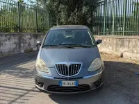 Usata Lancia Musa 90 CV (66 kW) 2008 Grigio Monovolume