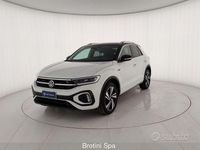 Usata VW T-Roc R-line 150 CV (110 kW) 2024 Grigio metallizzato SUV