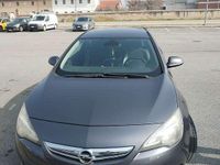 Usata Opel Astra GTC Cosmo 131 CV (96 kW) 2012 Berlina