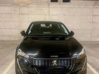 Usata Peugeot 208 102 CV (75 kW) 2023 Nero Utilitaria