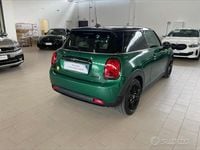 Usata Mini Cooper SE 74 kW (101 CV) 2022 British racing green iv Utilitaria