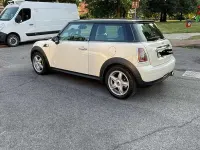 Usata Mini Cooper D 109 CV (80 kW) 2010 Utilitaria