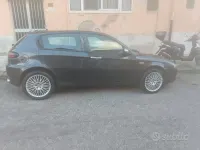 Usata Alfa Romeo 147 120 CV (88 kW) 2007 Utilitaria