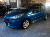 Usata Peugeot 207 88 CV (64 kW) 2008 Blu Berlina