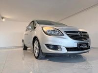 Usata Opel Meriva Cosmo 121 CV (88 kW) 2015 Grigio Monovolume