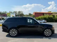 Usata Land Rover Range Rover HSE 400 CV (294 kW) 2025 Nero SUV