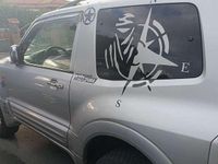 Usata Mitsubishi Pajero 99 CV (72 kW) 2001 Argento SUV