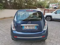 Usata Lancia Ypsilon 69 CV (50 kW) 2004 Bluazzurro Utilitaria