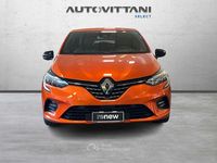 Usata Renault Clio V Intens 101 CV (74 kW) 2023 Arancione Berlina