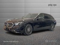 Usata Mercedes 300 Advanced Plus 313 CV (230 kW) 2024 Nero Station wagon
