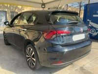 Usata Fiat Tipo Lounge 120 CV (88 kW) 2017 Nero Berlina