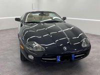 Usata Jaguar XK8 298 CV (219 kW) 2003 Nero Cabrio