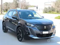 Usata Peugeot 2008 GT-line 102 CV (75 kW) 2020 Grigio SUV