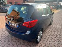 Usata Opel Meriva Cosmo 101 CV (74 kW) 2015 Blu/azzurro Monovolume