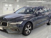 Usata Volvo V60 Business Edition 150 CV (110 kW) 2019 Grigio Station wagon