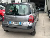 Usata Renault Modus Dynamique 85 CV (62 kW) 2009 Grigio Monovolume