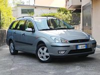 Usata Ford Focus 101 CV (74 kW) 2004 Grigio Station wagon