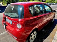 Usata Chevrolet Aveo 84 CV (61 kW) 2011 Marrone Berlina