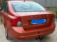 Usata Volvo S40 Momentum 145 CV (106 kW) 2011 Rosso Berlina