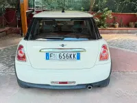 Usata Mini ONE 75 CV (55 kW) 2011 Giallo Utilitaria