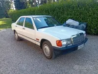 Usata Mercedes 190 122 CV (89 kW) 1984 Berlina