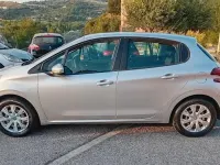 Usata Peugeot 208 Active 75 CV (55 kW) 2016 Argento Utilitaria