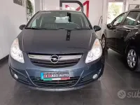 Usata Opel Corsa Sport 80 CV (58 kW) 2009 Blu Utilitaria