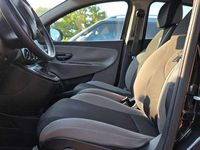 Usata Lancia Ypsilon 69 CV (50 kW) 2014 Nero Utilitaria