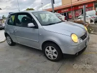 Usado VW Lupo Highline 75 CV (55 kW) 2002 Gris Utilitario